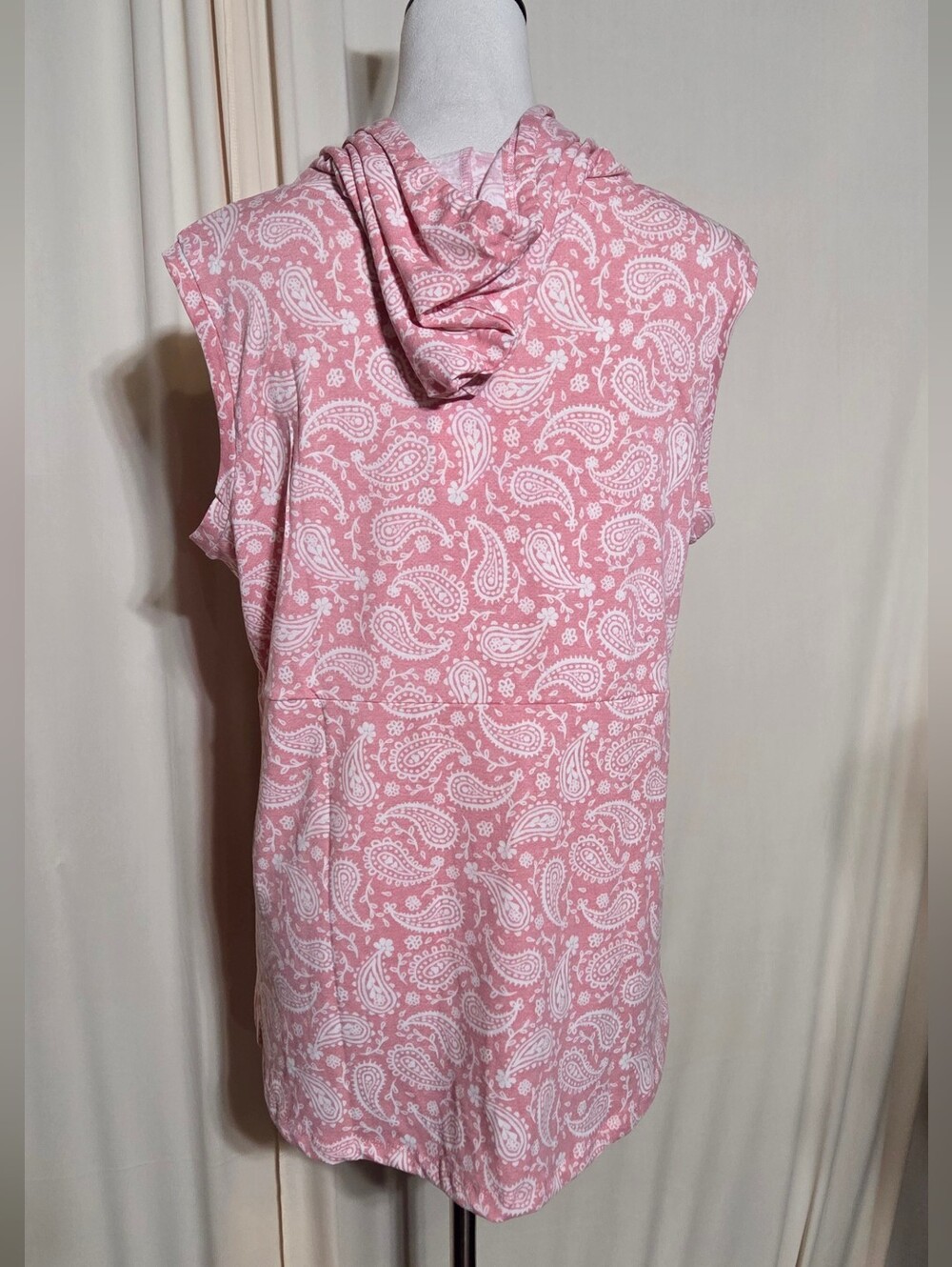 LuLaRoe Pink Paisley Print Sleeveless "Brittany" Hooded Tank Top Size Large NWT - Picture 10 of 13